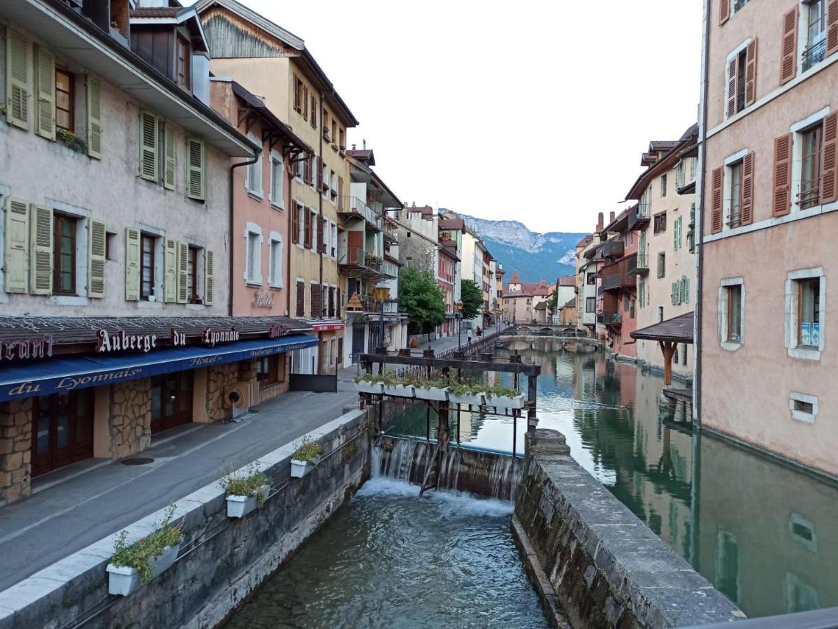 Le Republique Annecy , Coeur De Vieille Ville Екстер'єр фото