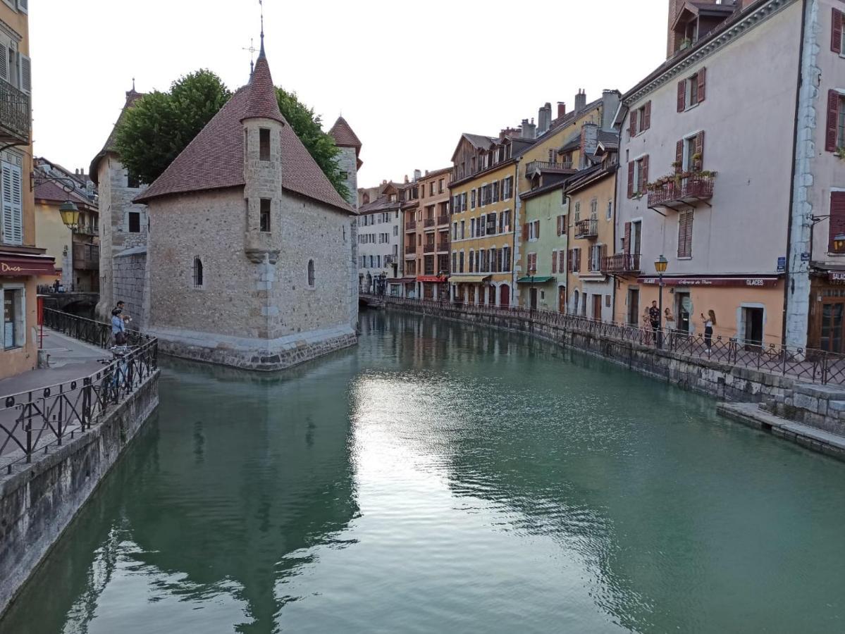 Le Republique Annecy , Coeur De Vieille Ville Екстер'єр фото